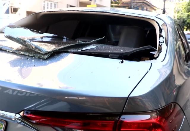 RJ: PM é preso em flagrante após atirar em homem dentro de carro