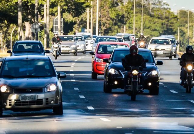 Feriado em SP: como fica o rodízio nesta segunda (12)?