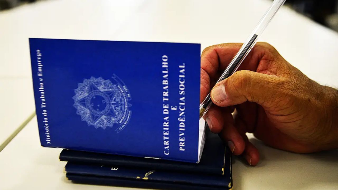 Desemprego cai em 13 das 27 unidades da federação Desemprego cai em 13 das 27 unidades da federação