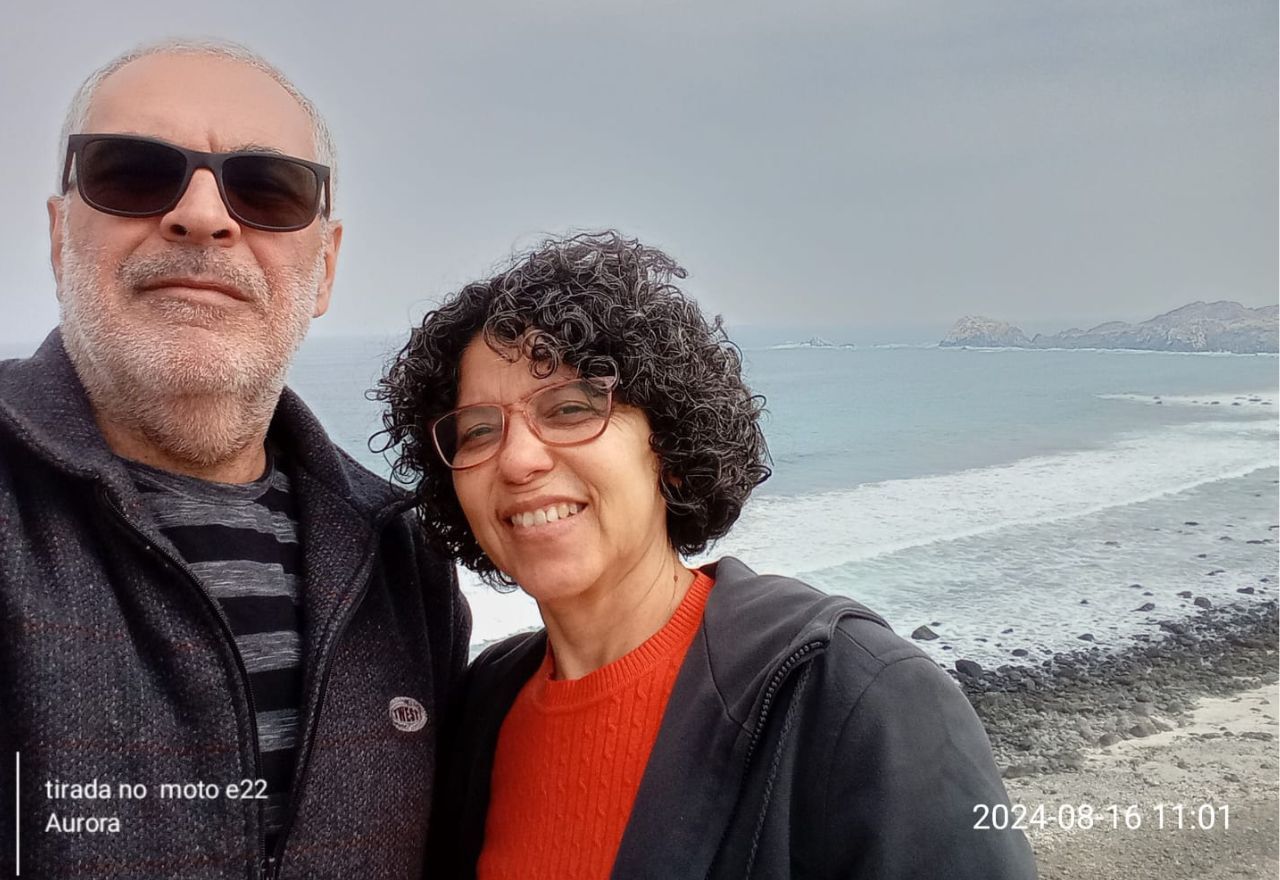 Aurora e Eraldo em foto da viagem ao Chile enviada para os familiares | Reprodução/Arquivo Pessoal