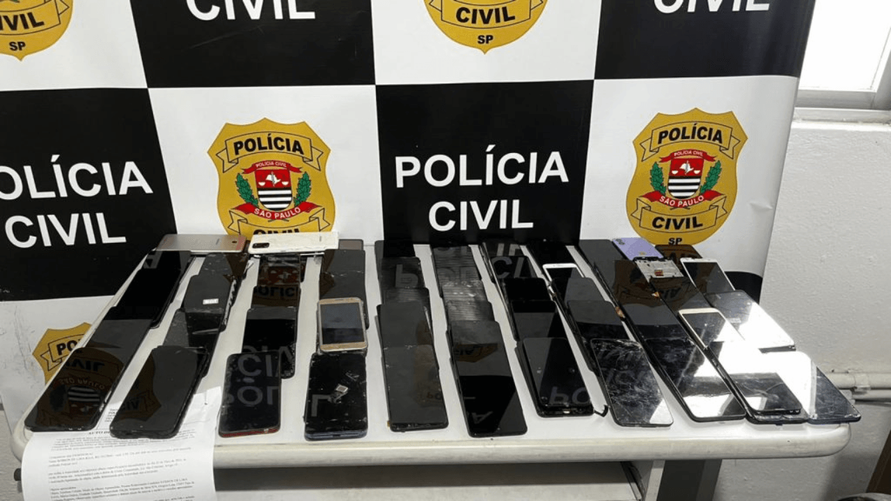 Imagem da notícia: Polícia apreende mais de 8 mil celulares no litoral de SP Imagem da notícia: Polícia apreende mais de 8 mil celulares no litoral de SP