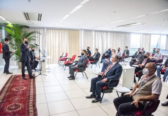 Resultado das eleições municipais deve sair em 5 horas, diz Fachin