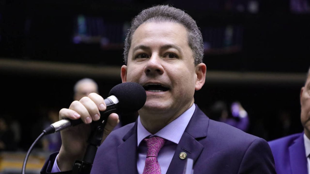 Quem é Cezinha de Madureira, deputado alvo de operação da PF Quem é Cezinha de Madureira, deputado alvo de operação da PF