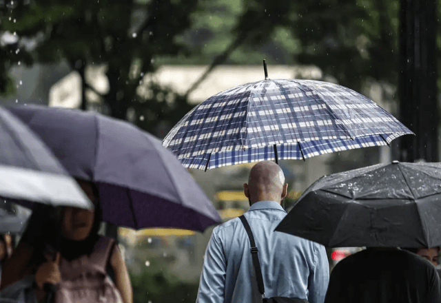 Previsão do tempo: Chuva forte atinge o RS e temporais avançam pelo Norte e Nordeste