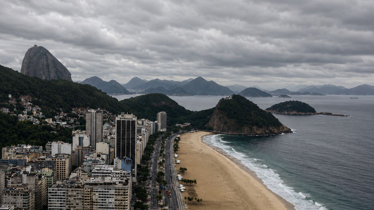 Chuva forte segue pelo Sudeste e avança ao sul da Bahia