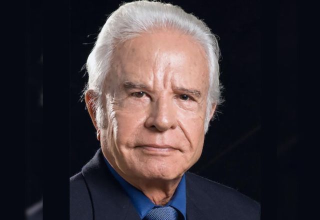 Cid Moreira, jornalista, locutor, apresentador e ex-âncora do Jornal Nacional | Reprodução/Redes sociais