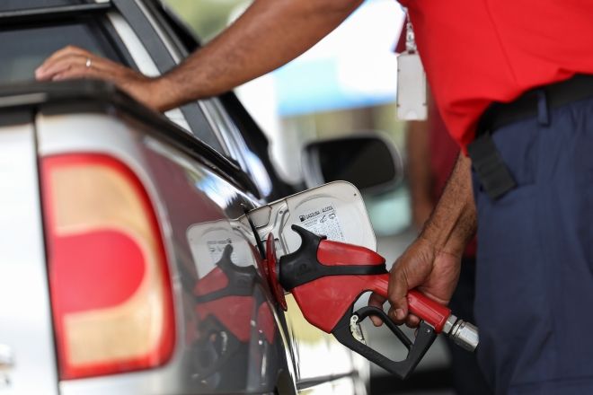 A cinco meses da eleição, Lula vai assinar MP com subvenção da gasolina A cinco meses da eleição, Lula vai assinar MP com subvenção da gasolina