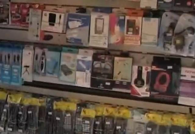 Pirataria causa prejuízo de R$ 600 bilhões no período de um ano Pirataria causa prejuízo de R$ 600 bilhões no período de um ano