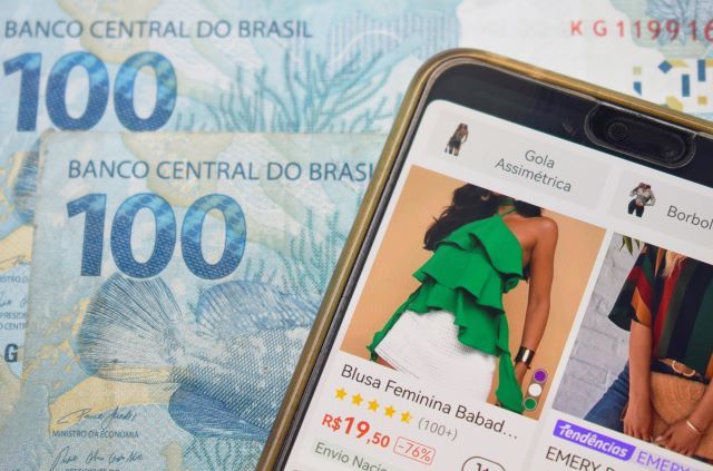 Câmara aprovou taxação de 20% em compras de até US$ 50; texto agora precisa passar pelo Senado | Daniel Cymbalista/Foto Arena/Estadão Conteúdo