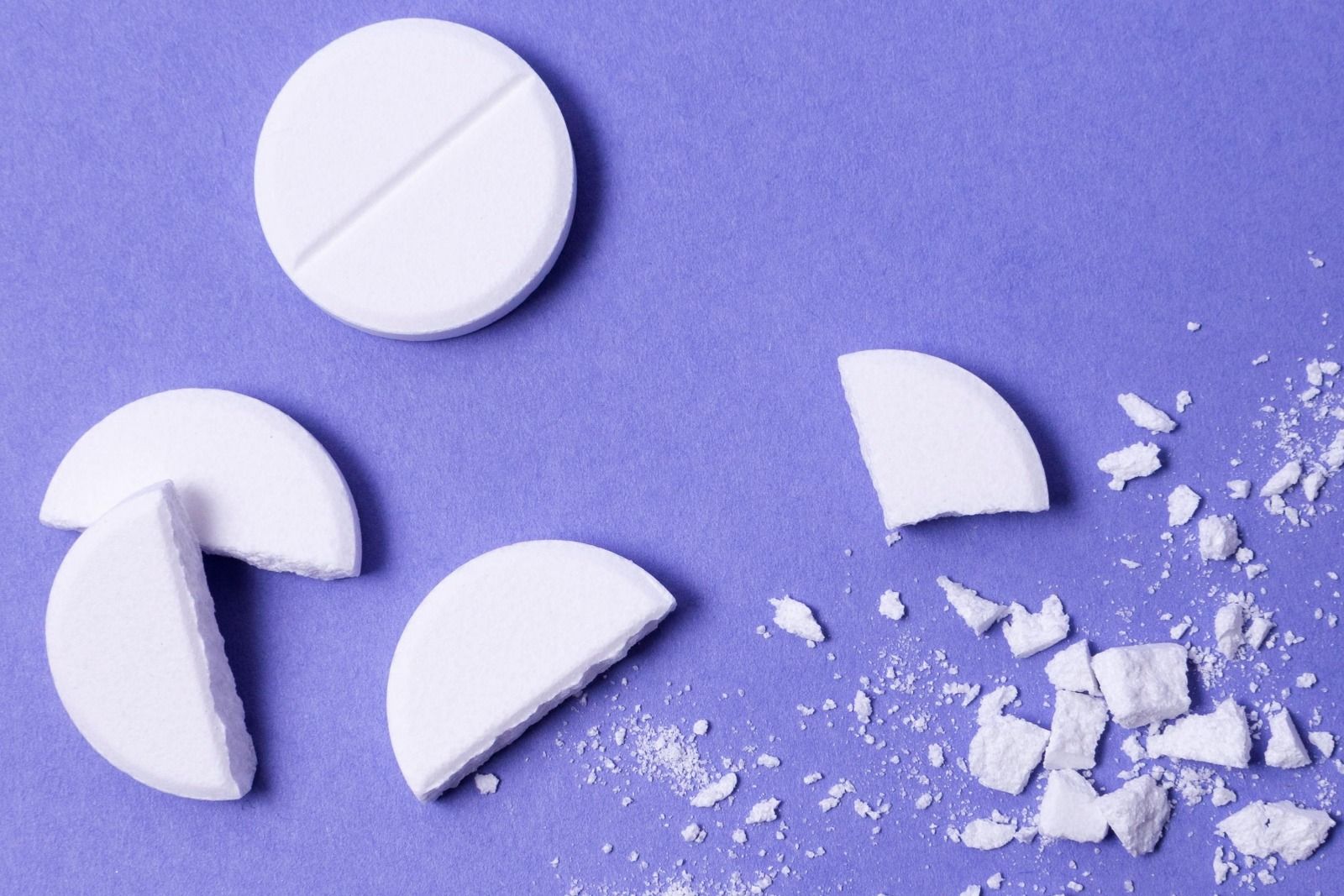 Pesquisadores conseguiram transformar garrafa PET em paracetamol. | Freepik