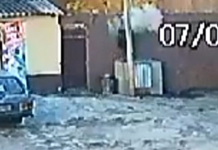 Criminoso escapa de tiro durante confronto com PMs no Rio