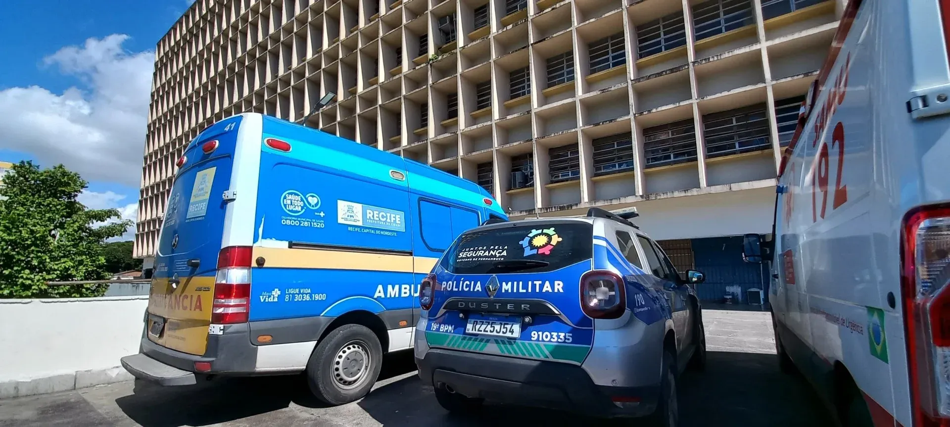Criança estava em estado grave no Hospital da Restauração | Cirio Gomes/TV Jornal