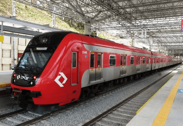 Equipe de segurança da estação da CPTM no Tatuapé | Reprodução/Diário do Transporte