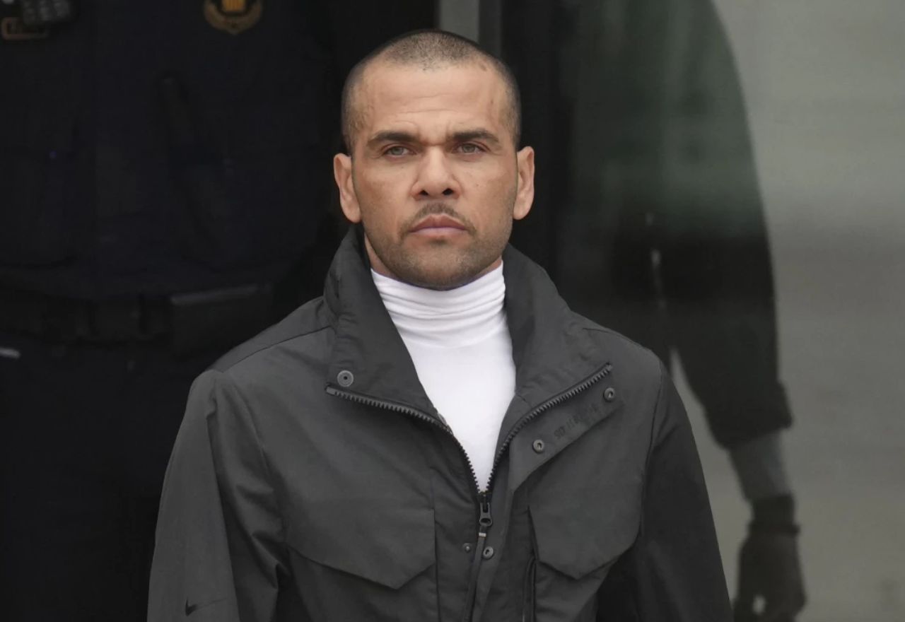 Daniel Alves | AP Photo/Emilio Morenatti