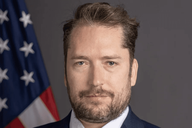 Darren Beattie é enviado especial de Trump para assuntos relacionados ao Brasil | Divulgação/US Government