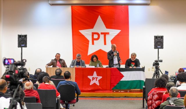 Debate entre candidatos à presidência do PT (Divulgação)