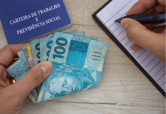 Quando cai o quinto dia útil de maio? Feriado do Trabalho altera calendário de pagamento