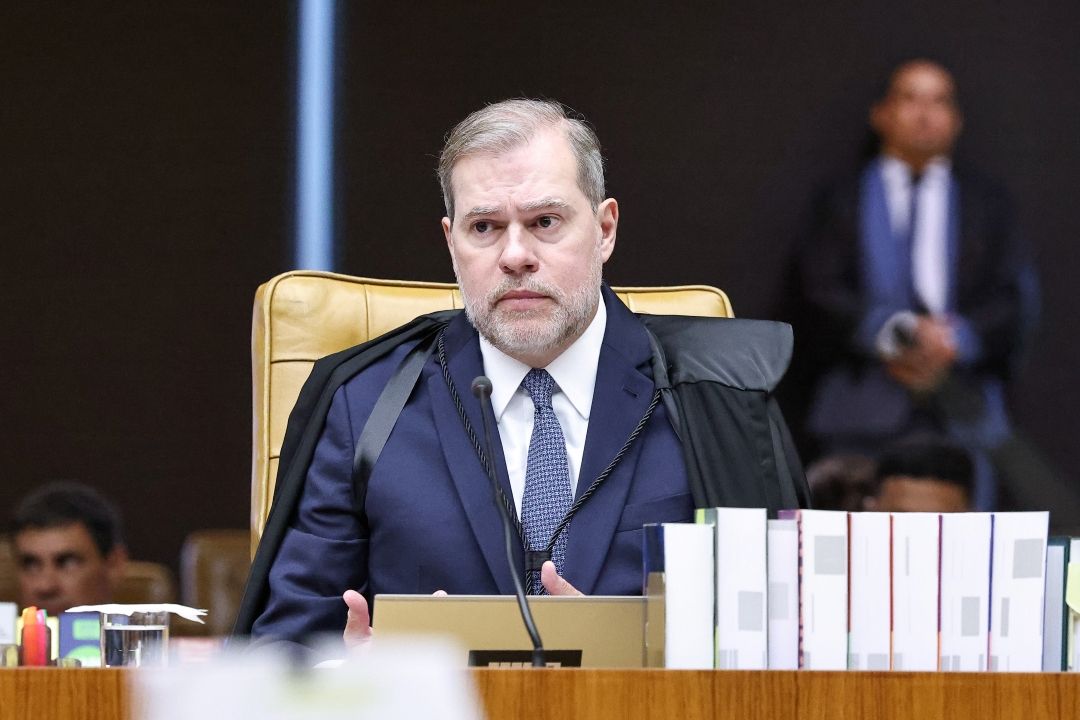 Imagem da notícia: STF suspende julgamento de recursos sobre regulação de redes Imagem da notícia: STF suspende julgamento de recursos sobre regulação de redes
