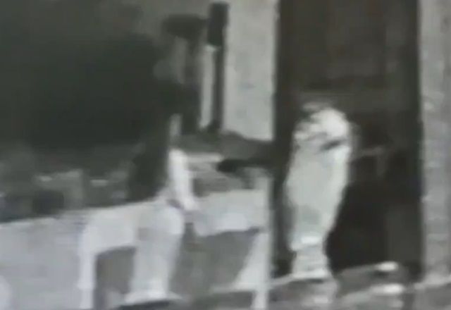 Diretor é afastado após ser flagrado fazendo sexo com funcionária dentro de escola