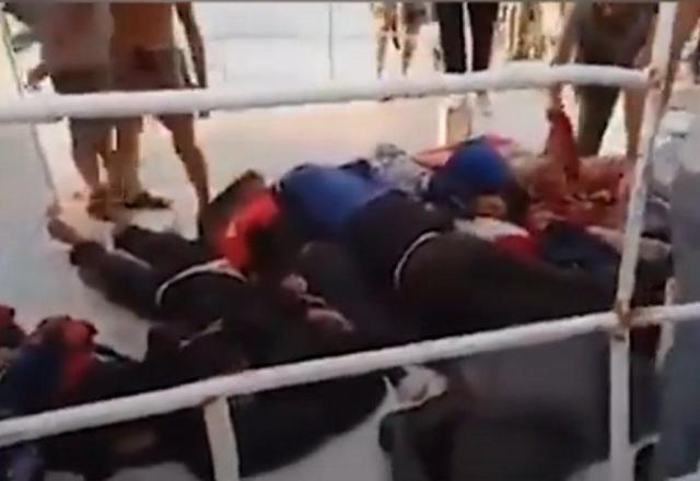 Os imigrantes do Líbano tentam atravessar o mediterrâneo com embarcações perigosas | Reprodução/@dlobatob