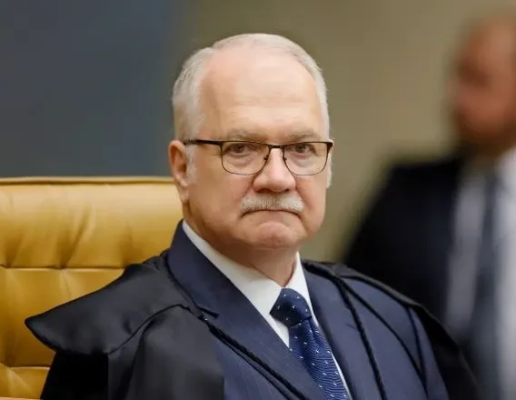 Fachin nega problema entre Poderes, mas diz que Judiciário está imerso em crise