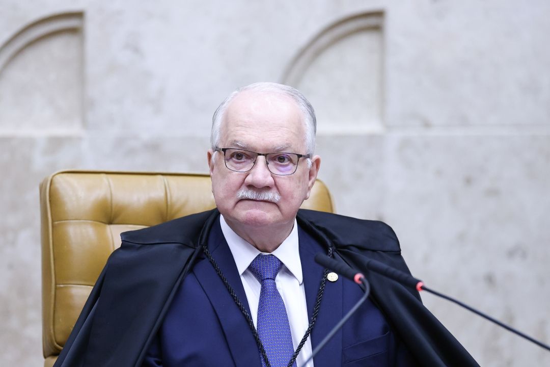 Fachin presta solidariedade a Dino e defende sigilo da fonte Fachin presta solidariedade a Dino e defende sigilo da fonte