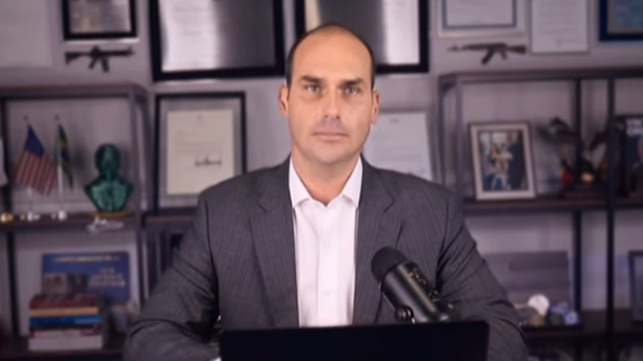 Imagem da notícia: Eduardo Bolsonaro: retorno da Magnistky é questão de tempo Imagem da notícia: Eduardo Bolsonaro: retorno da Magnistky é questão de tempo