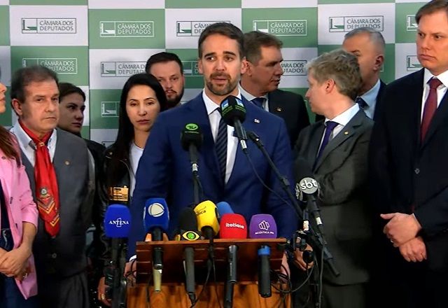 Leite afirmou que, muitas vezes, os caminhos adotados pelo governo federal para ajudar na recuperação do RS após a tragédia causada pelas fortes chuvas "tem sido um caminho o mais difícil, o mais burocratizado | Reprodução/Câmara dos Deputados