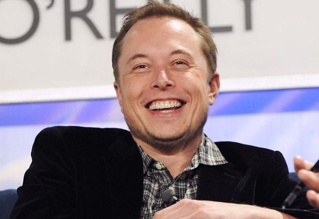 Fabio Faria anuncia encontro entre Bolsonaro e Elon Musk em SP
