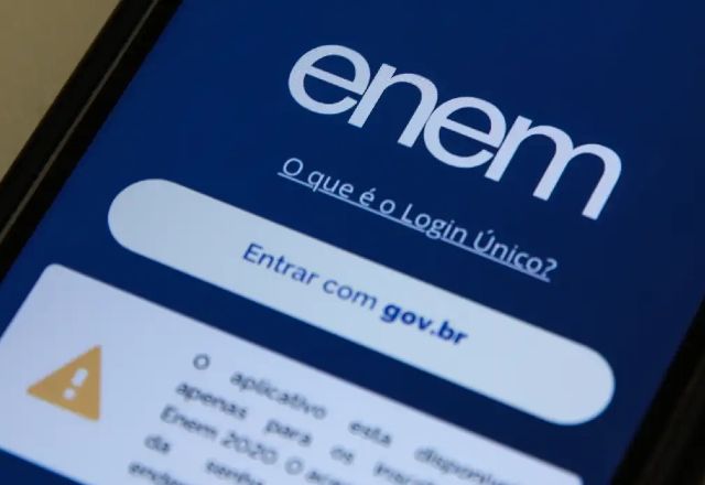 Primeiro domingo do Enem 2024 abordará linguagens, ciências humanas e redação