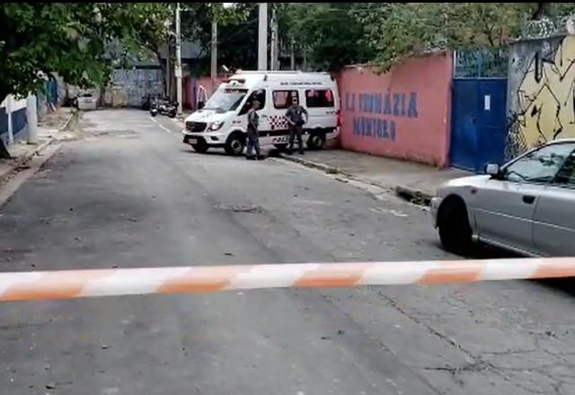 escola ataque facada