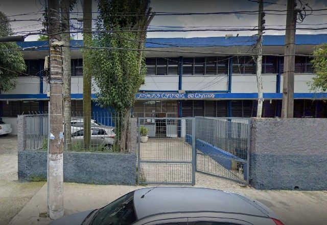 Carro da equipe de segurança de Lula é roubado no local de votação do presidente