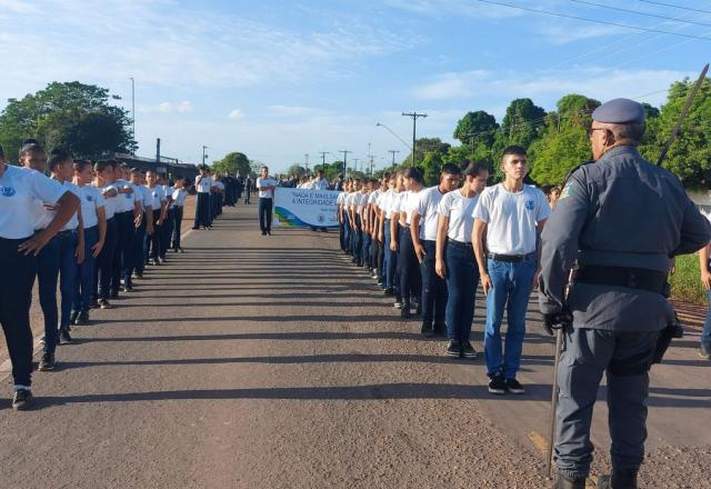 escola militar