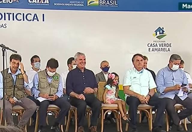 evento de entrega de 500 casas do programa Casa verde e Amarela em Alagoas