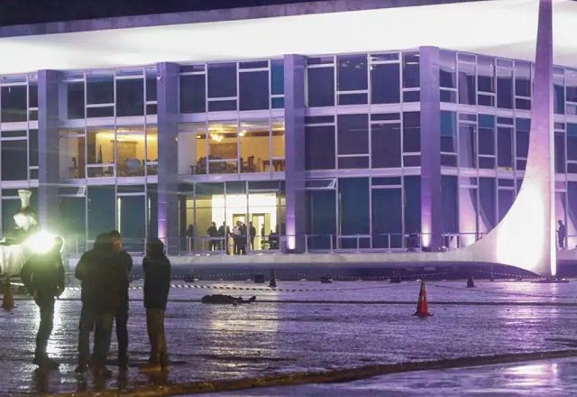 Episódio em Brasília é investigado pela Polícia Federal (PF) | Bruno Peres/Agência Brasil