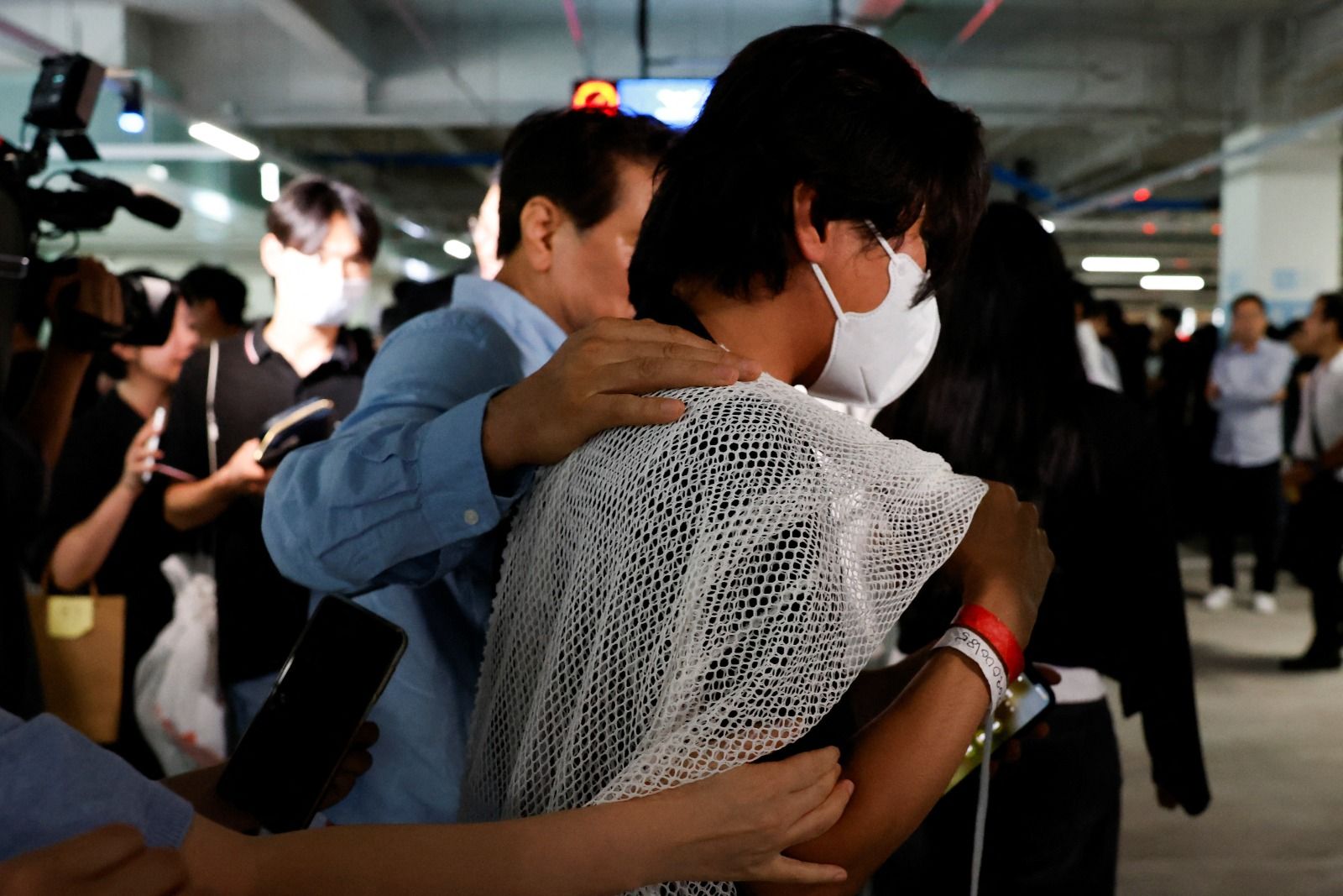 Sul-coreanos retornam para casa após serem detidos em operação anti-imigratória | REUTERS/Kim Soo-hyeon
