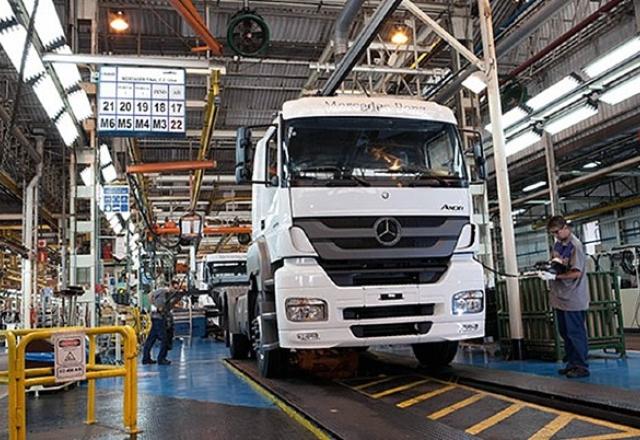 fabrica mercedes