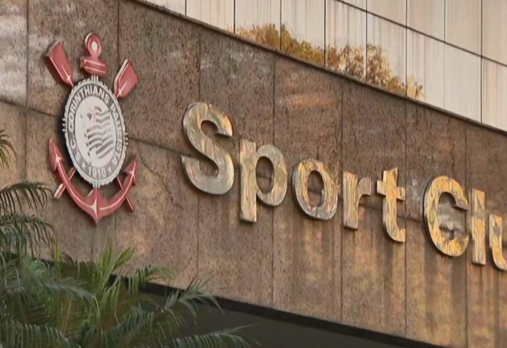 Corinthians rescinde contrato com patrocinadora às vésperas da votação de impeachment