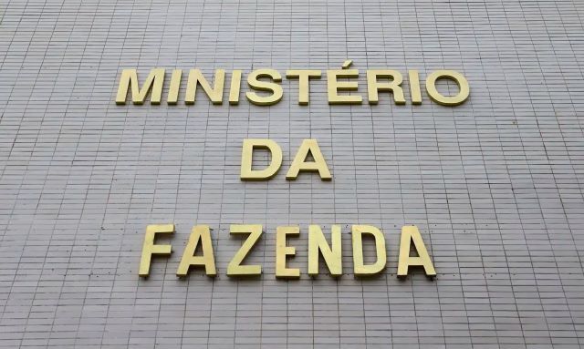 Governo confirma meta de superávit fiscal de 0,50% do PIB para 2027 e inclui 39% dos precatórios no alvo | Foto: Marcelo Camargo/Agência Brasil