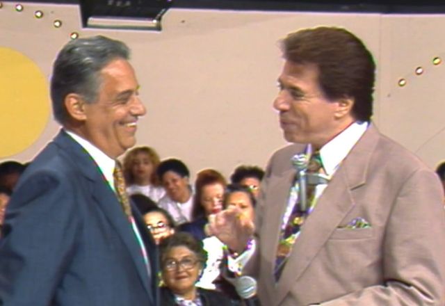 Fernando Henrique Cardoso foi ao programa de Silvio Santos para explicar o Plano Real à população. | Reprodução/SBT