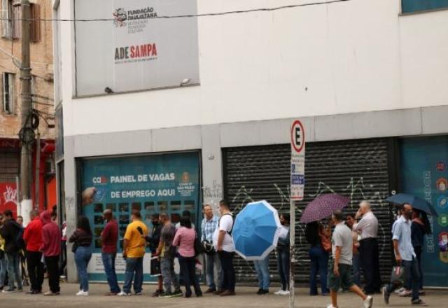 Taxa de desemprego recua no Brasil | Divulgação/Rovena Rosa/Agência Brasil