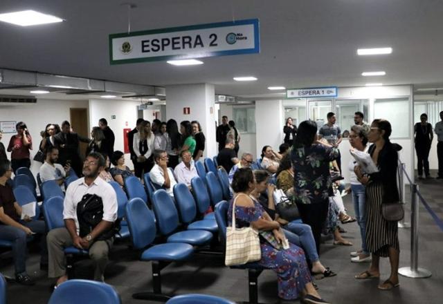 Governo vai dar bônus a servidores para agilizar atendimentos | Divulgação