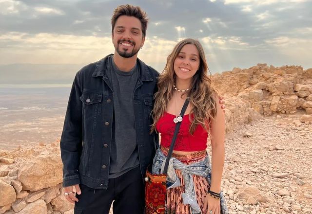 Viva a Vida: comédia romântica com Rodrigo Simas e Thati Lopes estreia em 30 de janeiro nos cinemas brasileiros | Foto: Reprodução/Redes Sociais