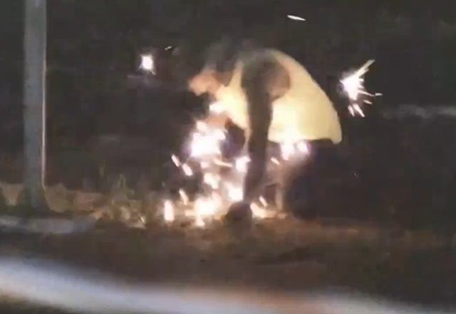 VÍDEO: Fiação elétrica explode enquanto ladrão tentava roubar cabos 