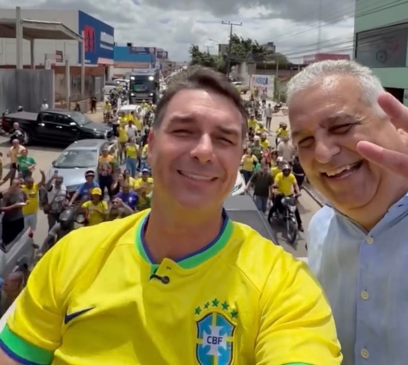 Flávio vai ao interior de Alagoas para buscar votos de Lula