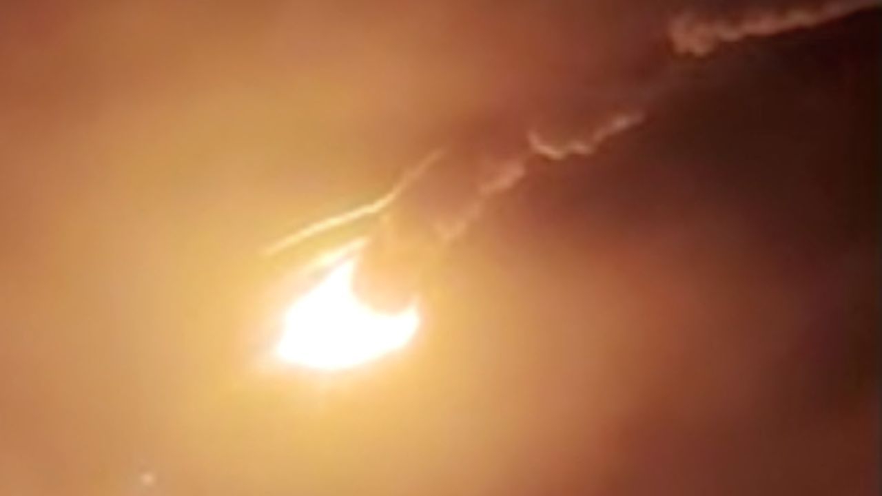 Video Foguete Explode Momentos Depois Da Decolagem Na China