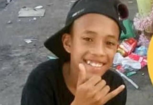 foto de ray, adolescente morto por bala perdida
