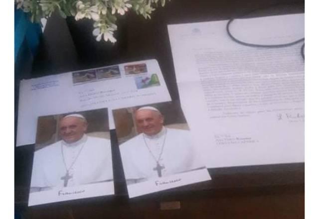 fotos e carta do papa francisco para família de Henry Borel