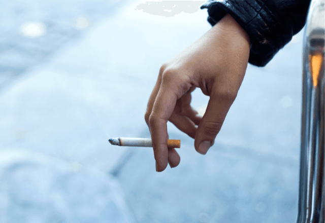 Vício em tabaco causa 75 mil mortes todos os anos na França | Reprodução Freepik