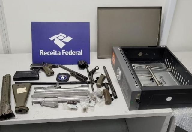 Receita Federal apreende peças de 30 fuzis em carga no Aeroporto de Viracopos (SP) | Foto: Divulgação/Receita Federal
